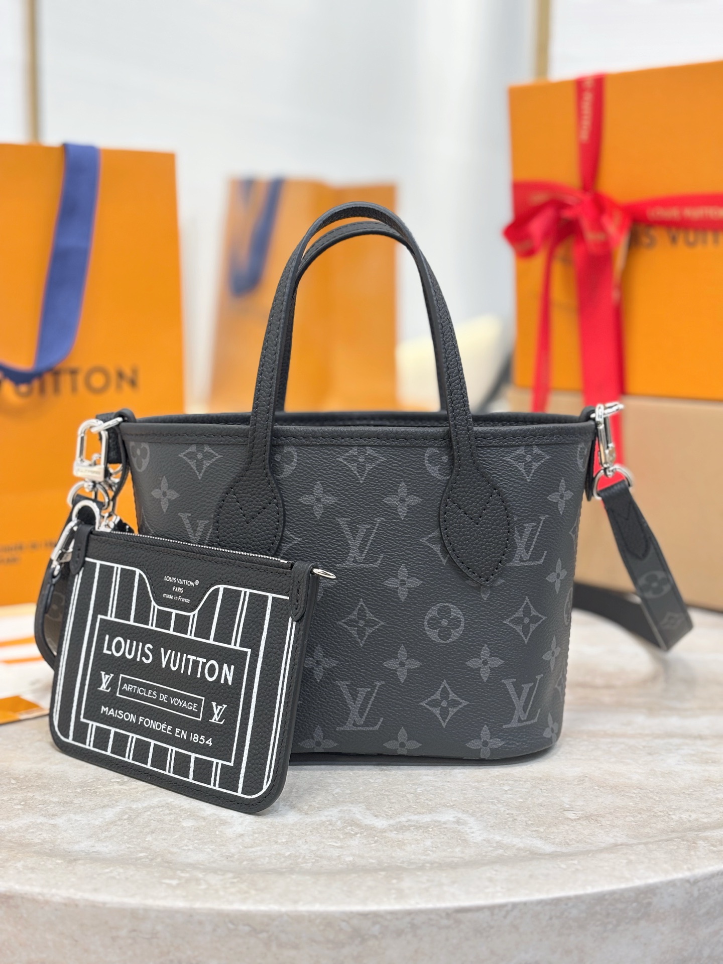 LV 루이비통 Neverfull Bandoulière Inside Out BB 토트백 숄더백 가방 (M15210 / 모노그램 에클립스)