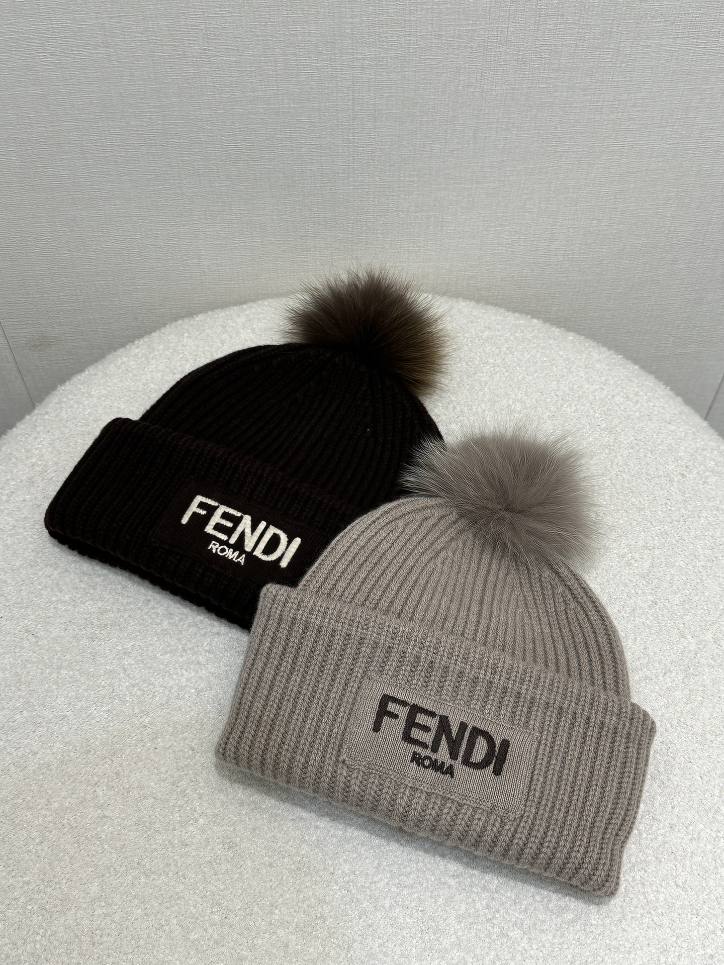 Fendi 펜디 하이엔드 핸드메이드 컬렉션 캐시미어 비니 모자