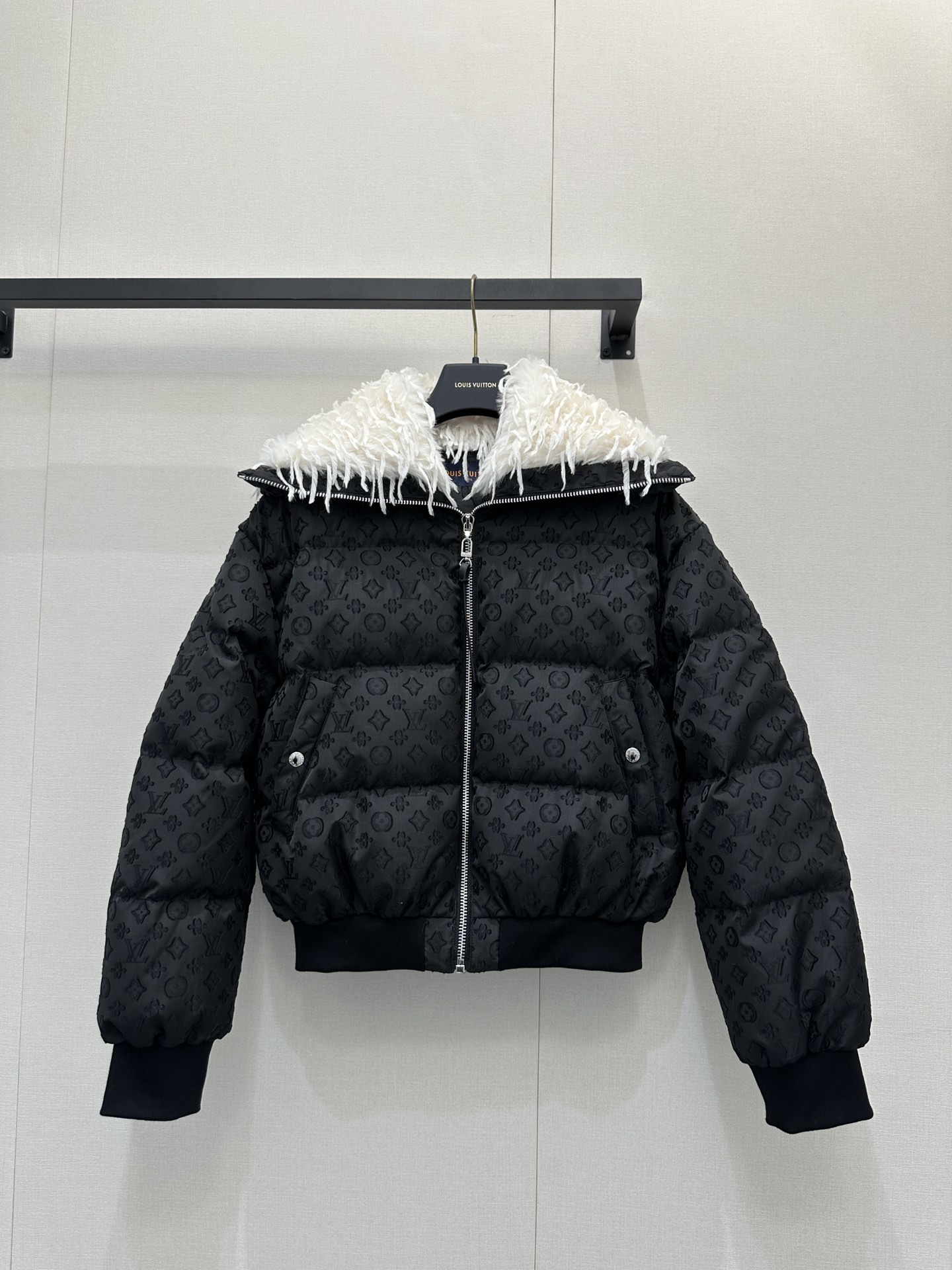 LV 루이비통 스키 시즌 퍼 카라 패딩 자켓 재킷 의류