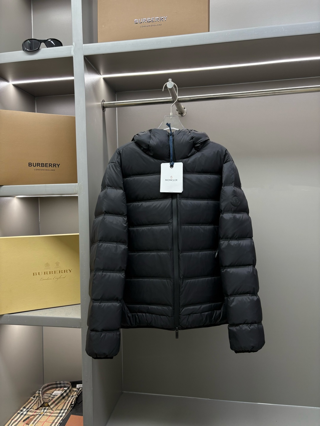 Moncler 몽클레어 몽클레르 배색 로고 패딩 점퍼 자켓 의류