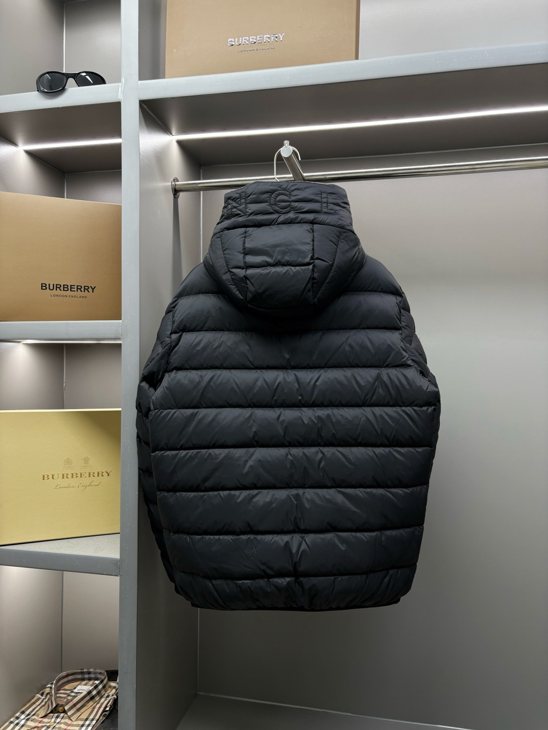 Moncler 몽클레어 몽클레르 후드 다운 패딩 점퍼 자켓 의류