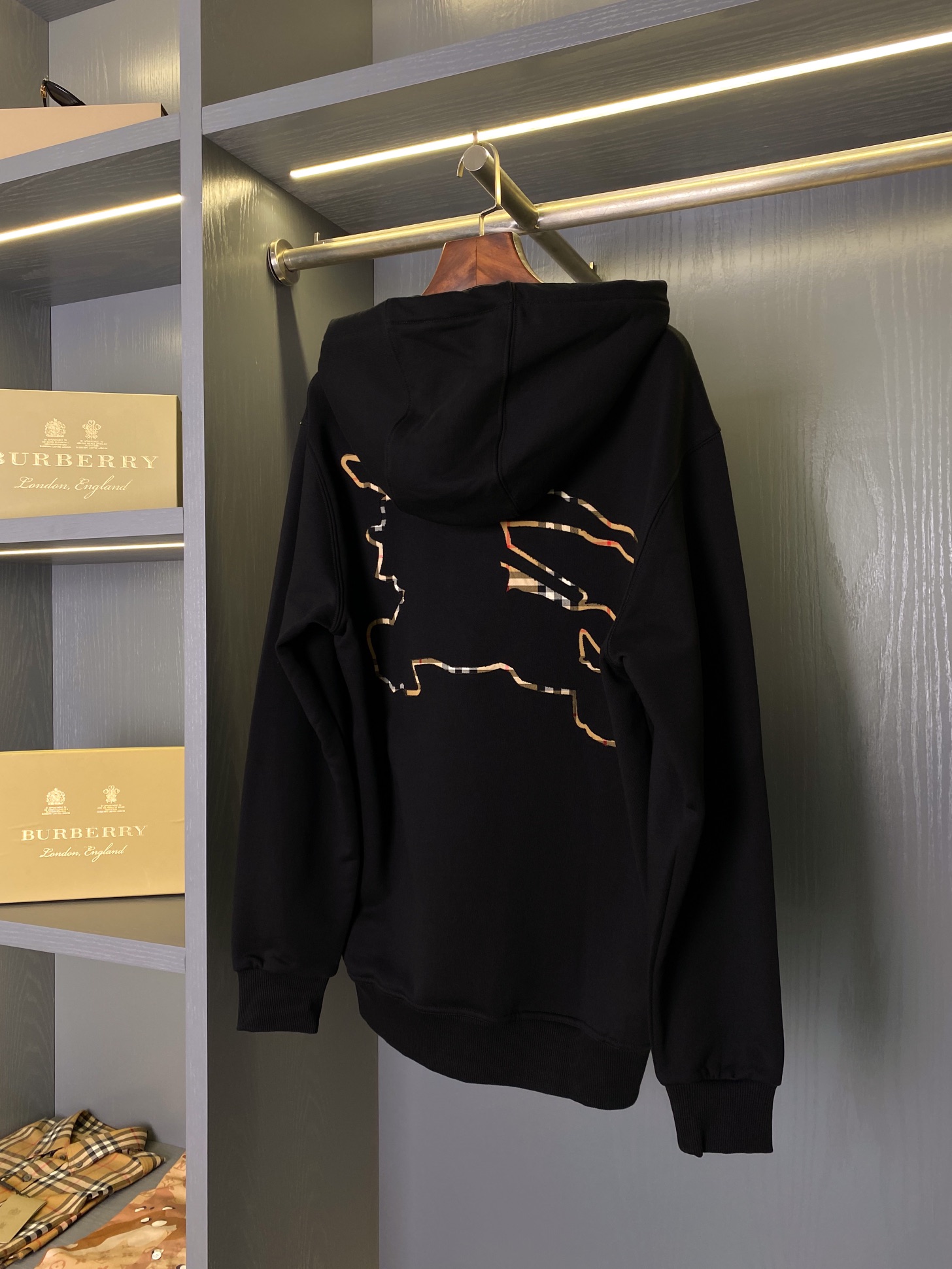 Burberry BBR 버버리 후면 레이저 컷 체크 코튼 후드티 스웨트셔츠 의류