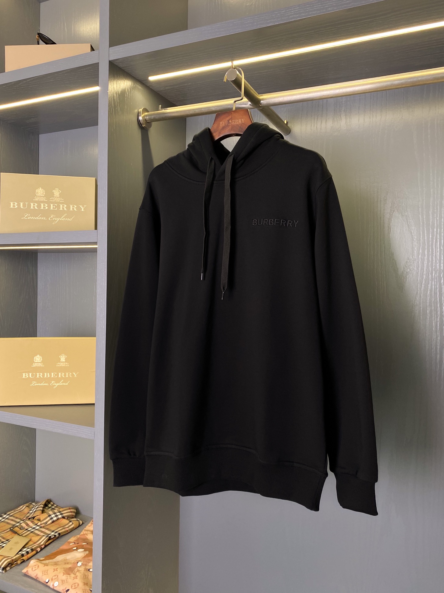 Burberry BBR 버버리 후면 레이저 컷 체크 코튼 후드티 스웨트셔츠 의류