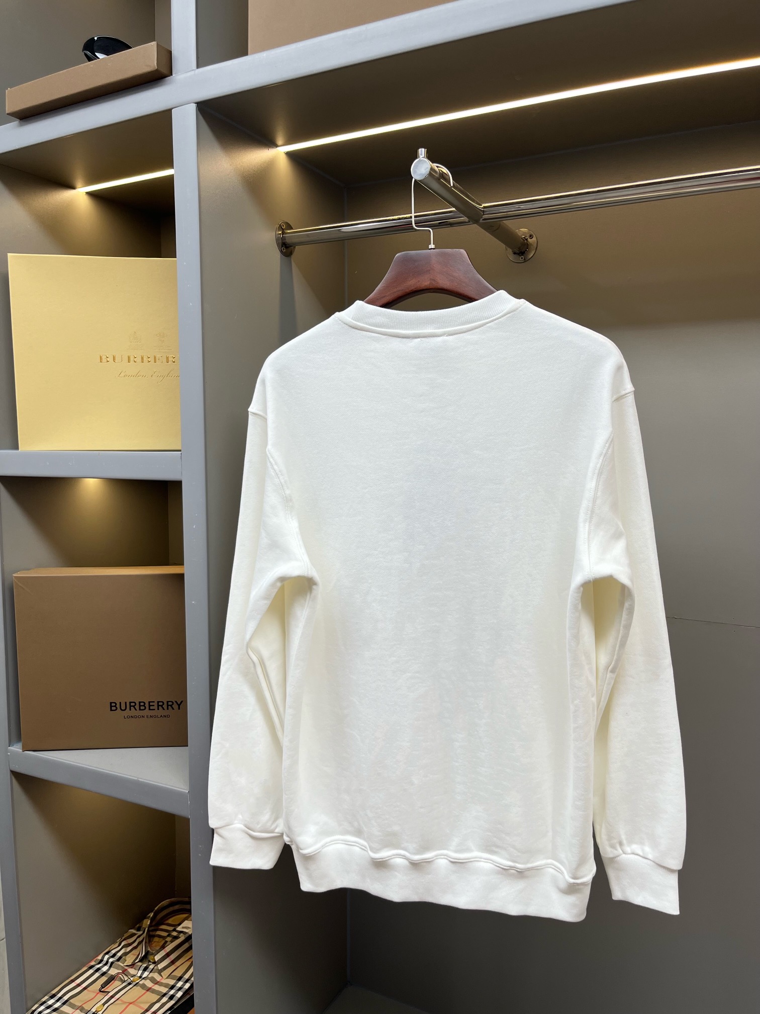 Burberry BBR 버버리 로고 프린트 코튼 라운드넥 맨투맨 스웨트셔츠 티셔츠 의류