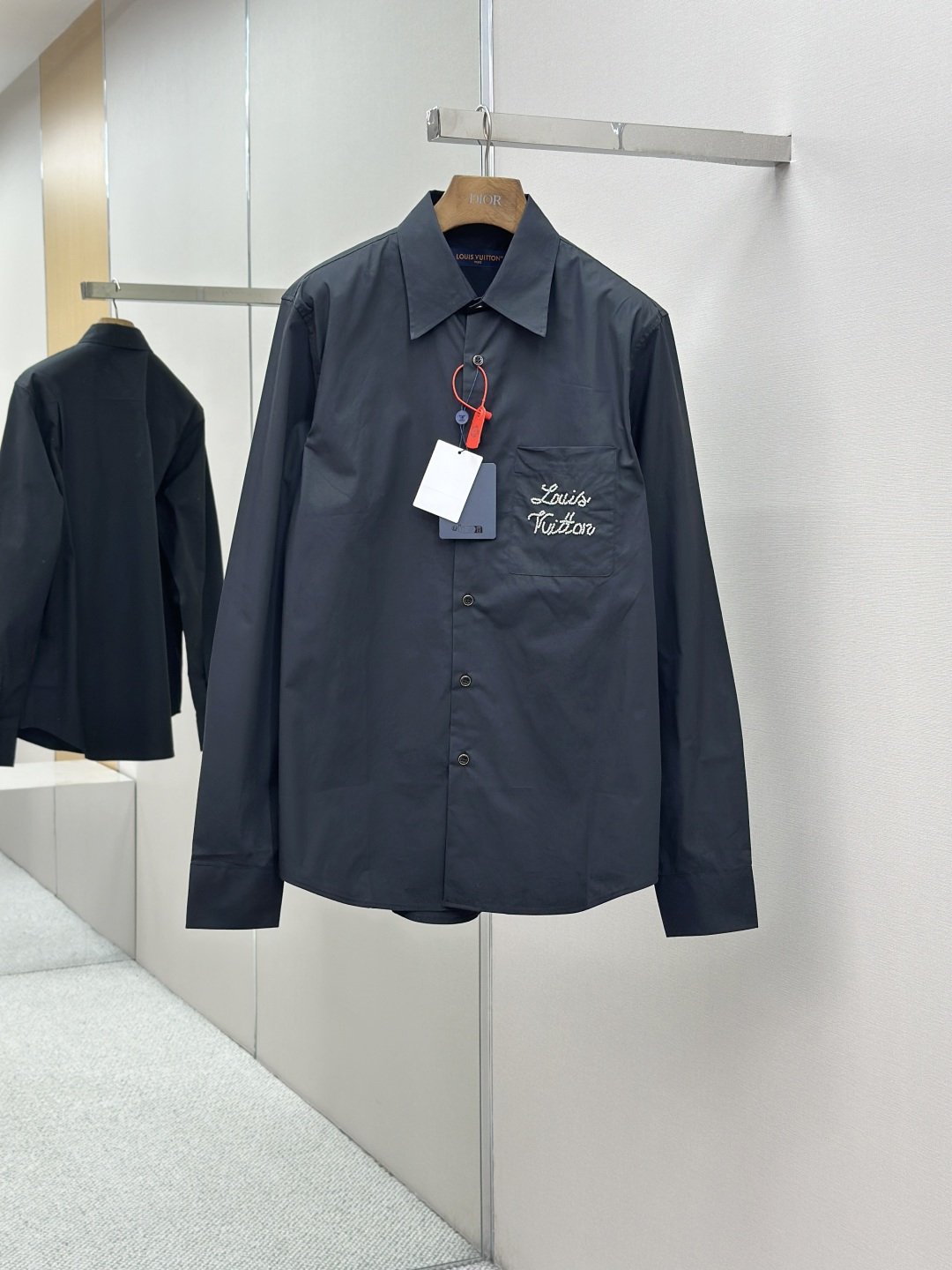 LOUIS VUITTON LV 루이비통 비즈 로고 셔츠 의류