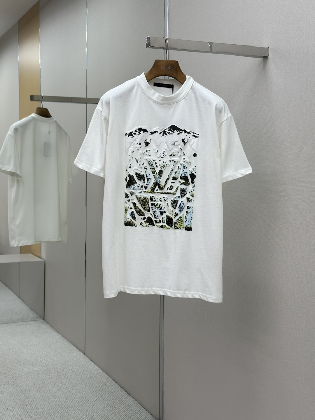 LOUIS VUITTON LV SKI 루이비통 발포 프린트 반팔 티셔츠 의류