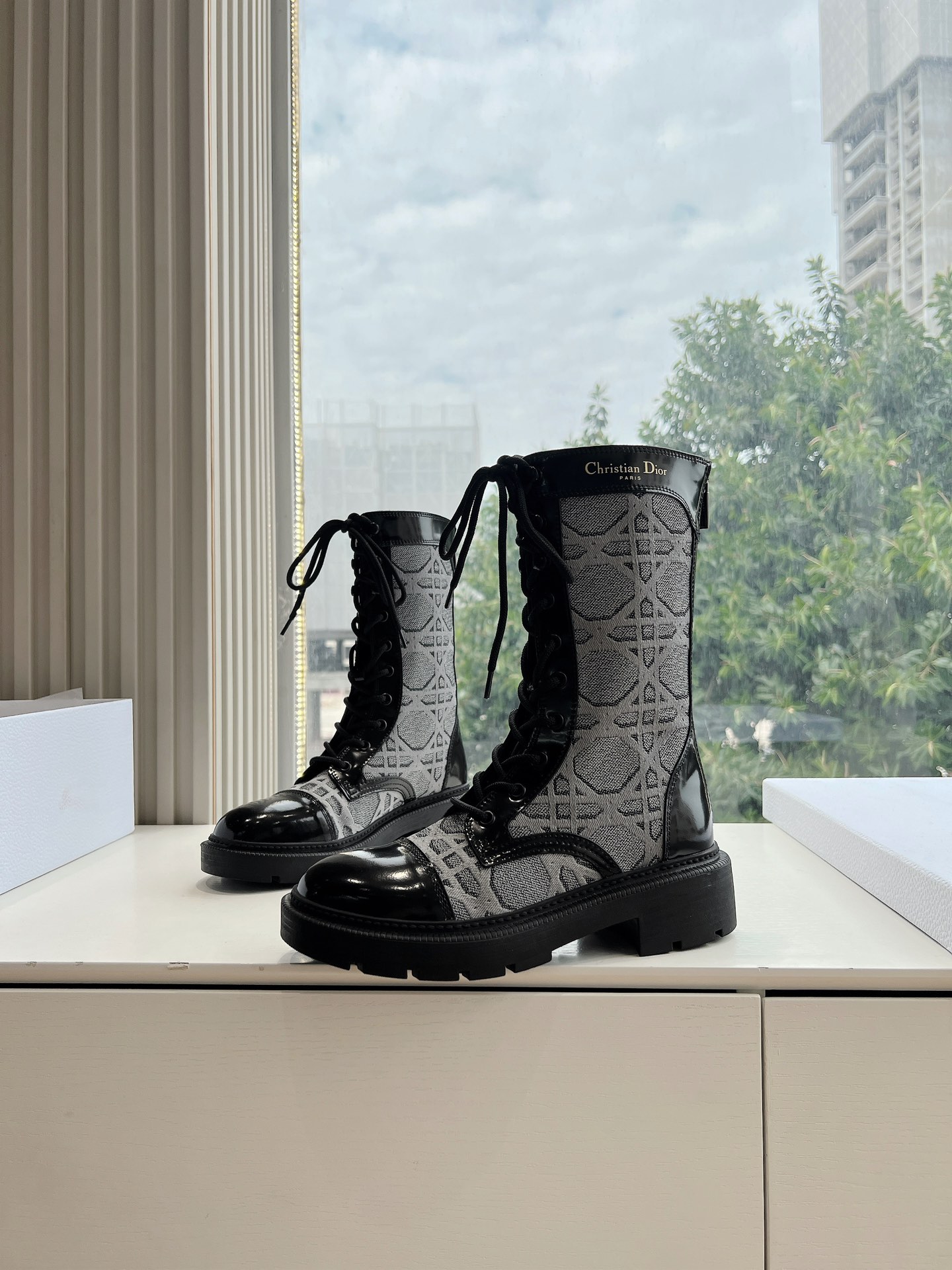 Miss Dior CD 디올 첼시 미들 부츠 신발