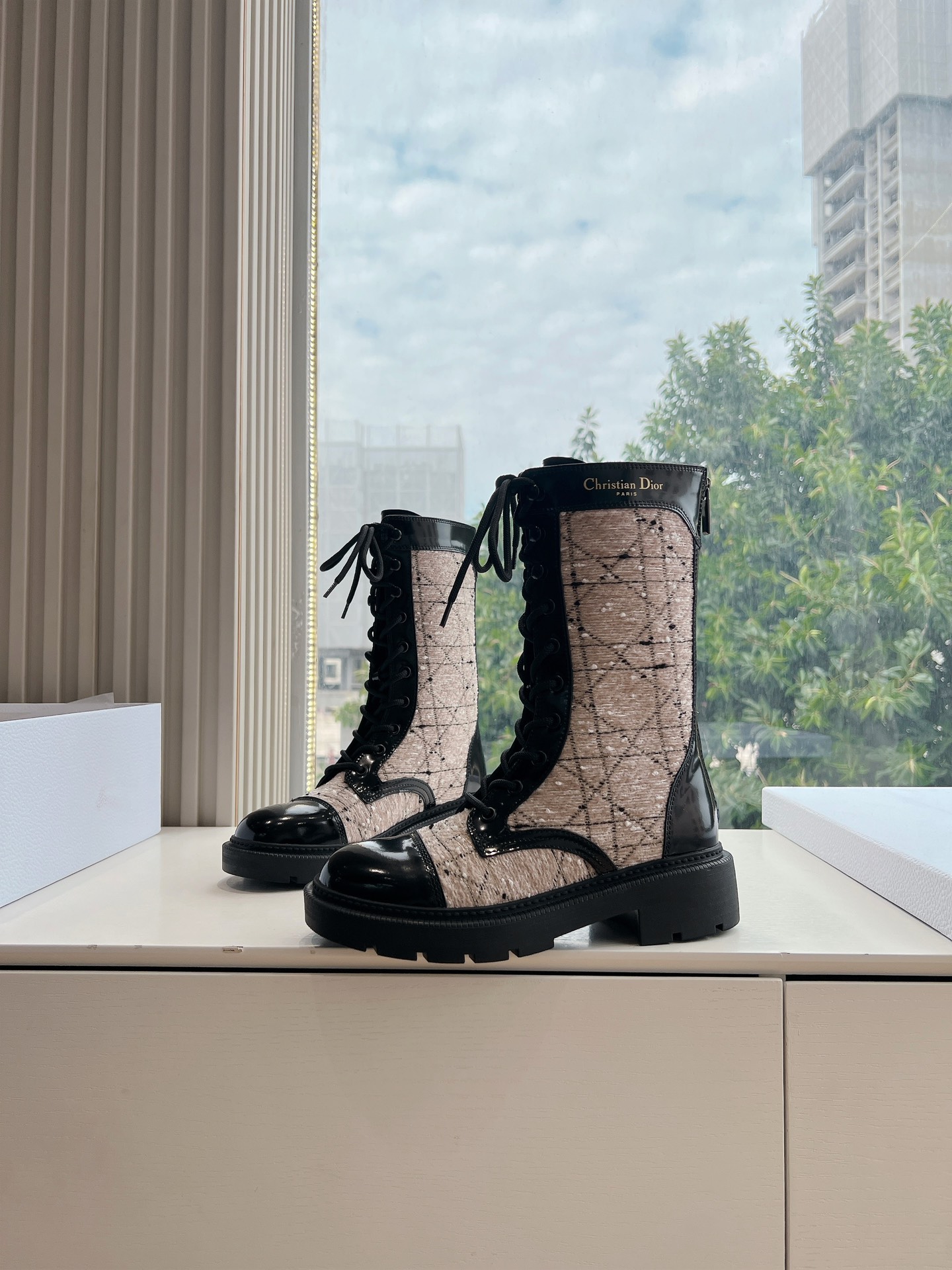 Miss Dior CD 디올 첼시 미들 부츠 신발