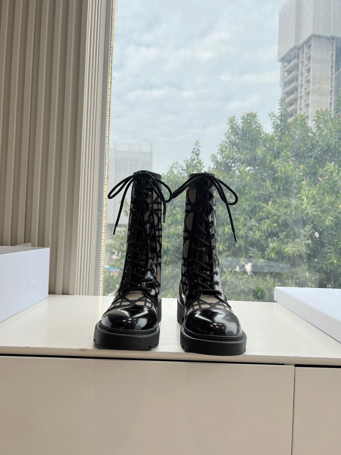 Miss Dior CD 디올 첼시 미들 부츠 신발