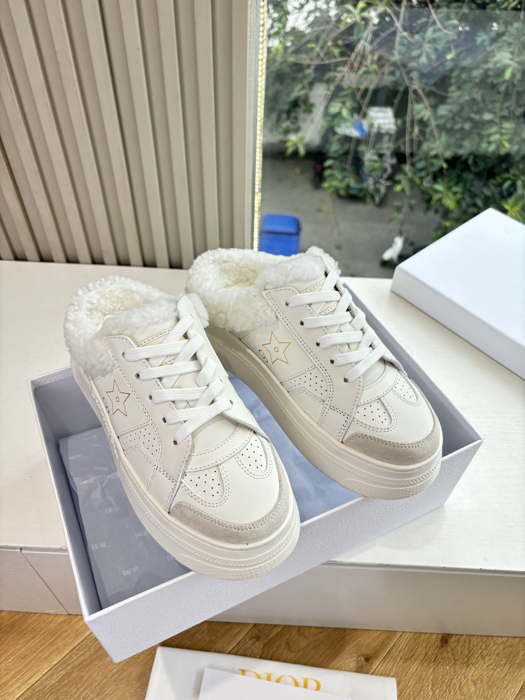 Dior CD 디올 C’est Dior 통굽 스니커즈 뮬 신발