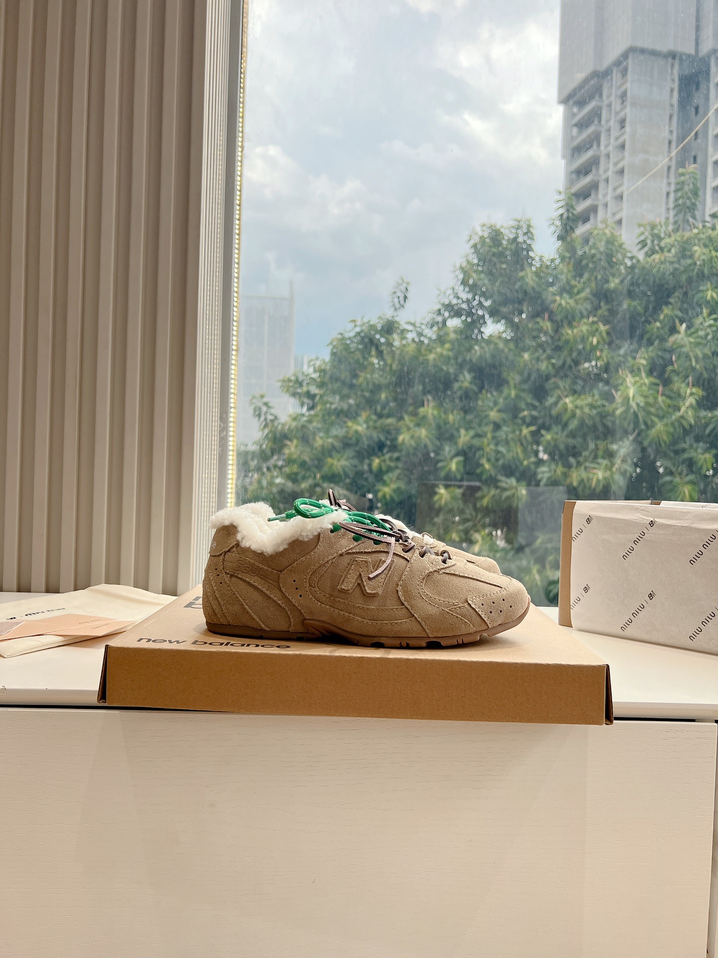 miumiu 미우미우 양털 로퍼 스니커즈 신발