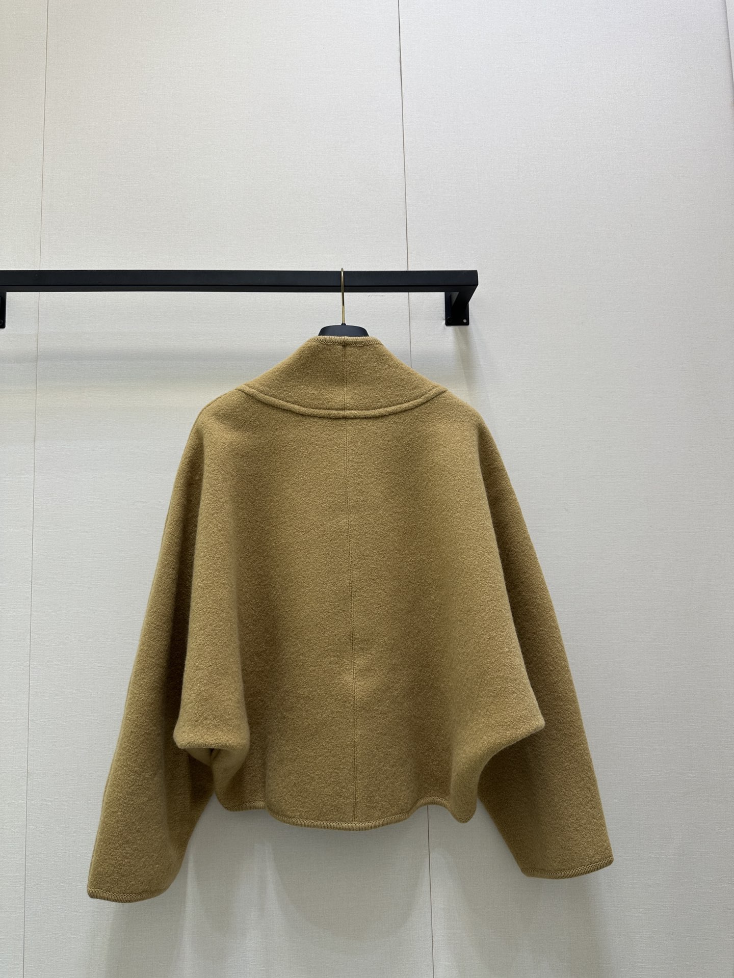 Louis Vuitton LV 루이비통 메탈 버클 울 케이프 코트 자켓 의류