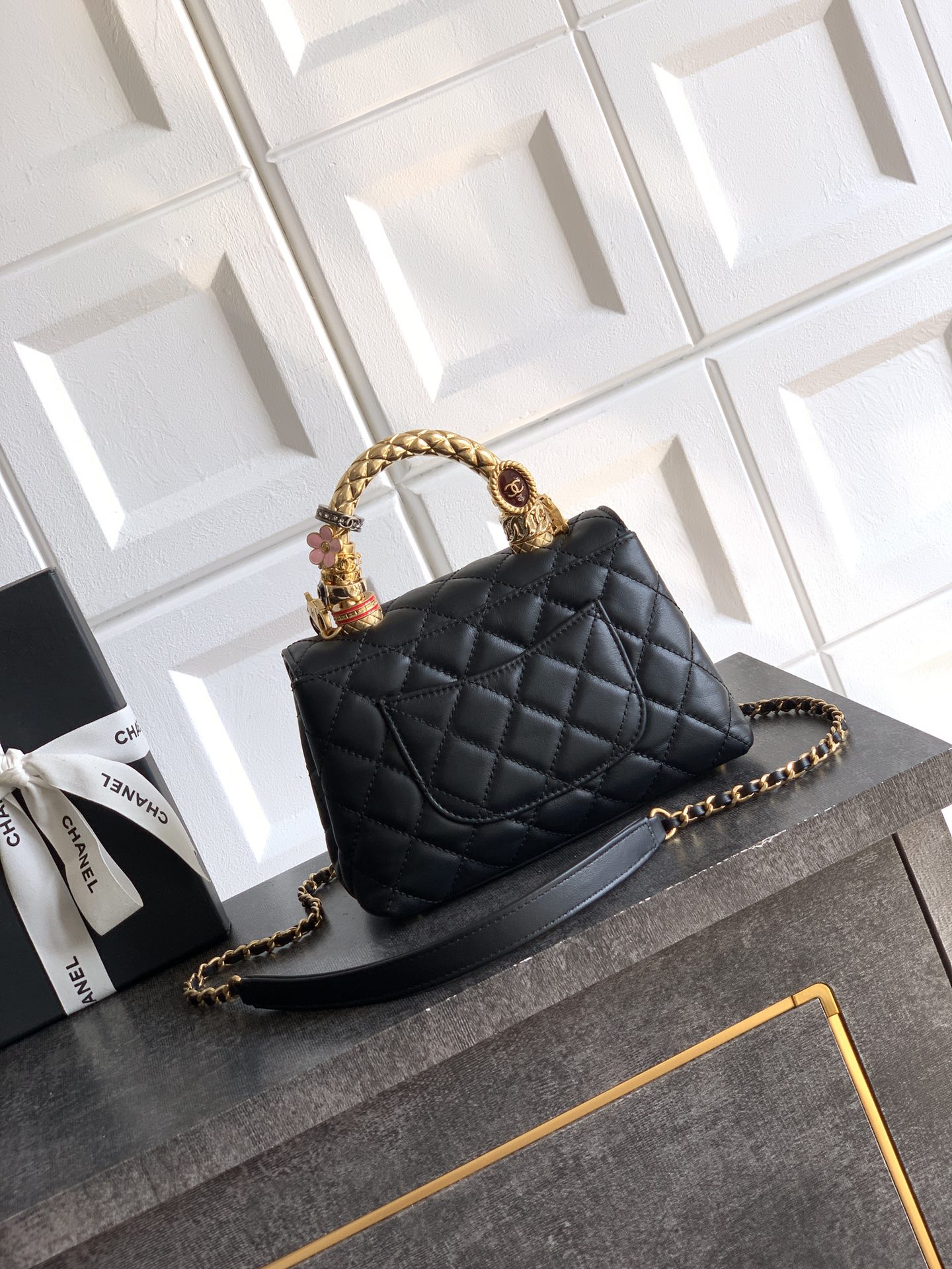 Chanel 샤넬 금장 다이아 컷아웃 링백 토트백 숄더백 가방 19cm