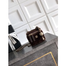 Chanel 샤넬 금속 볼 & 양가죽 미니 사각 숄더백 가방