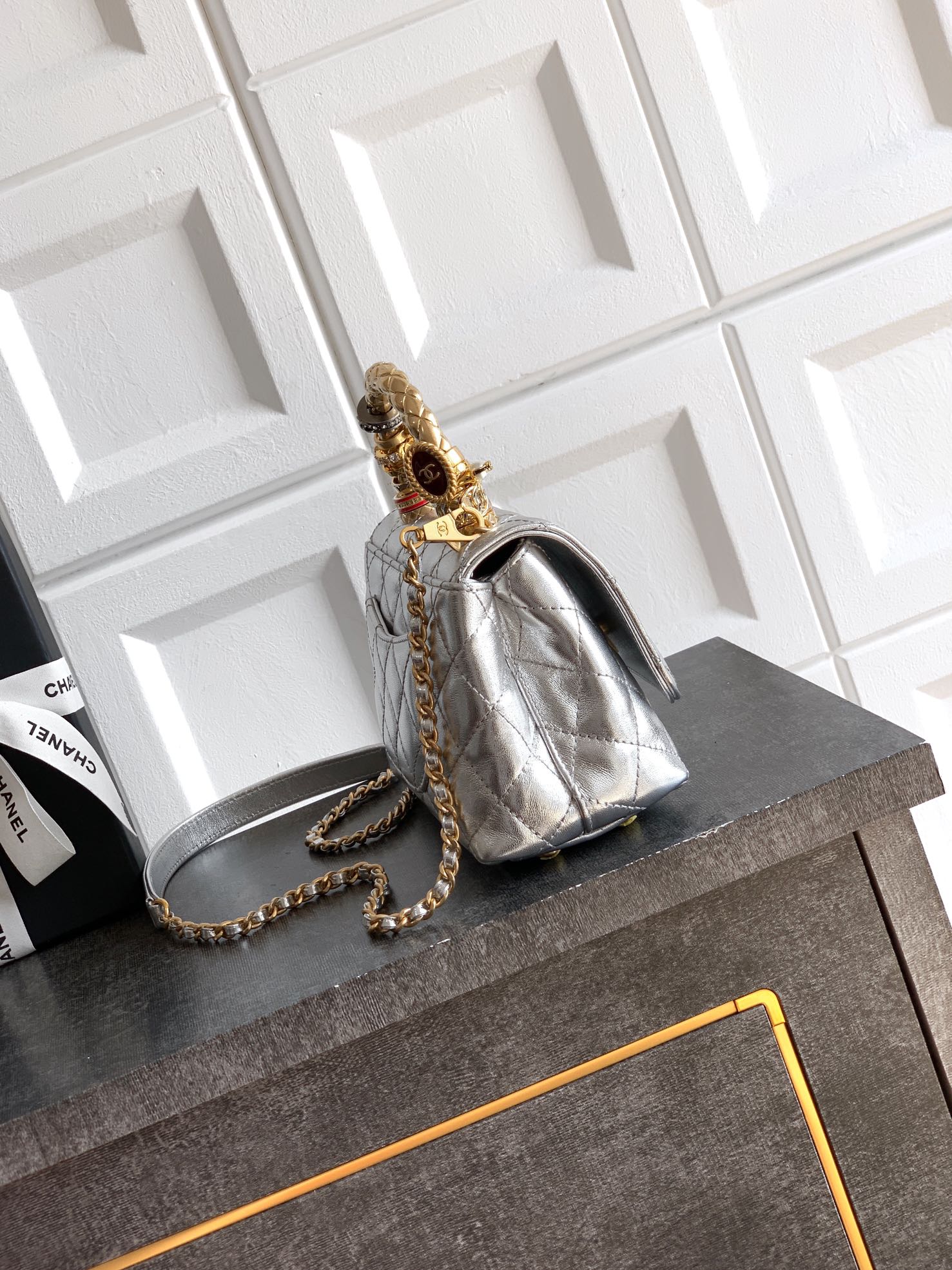 CHANEL 샤넬 금색 미니 링백 핸드백 체인백 가방 19cm