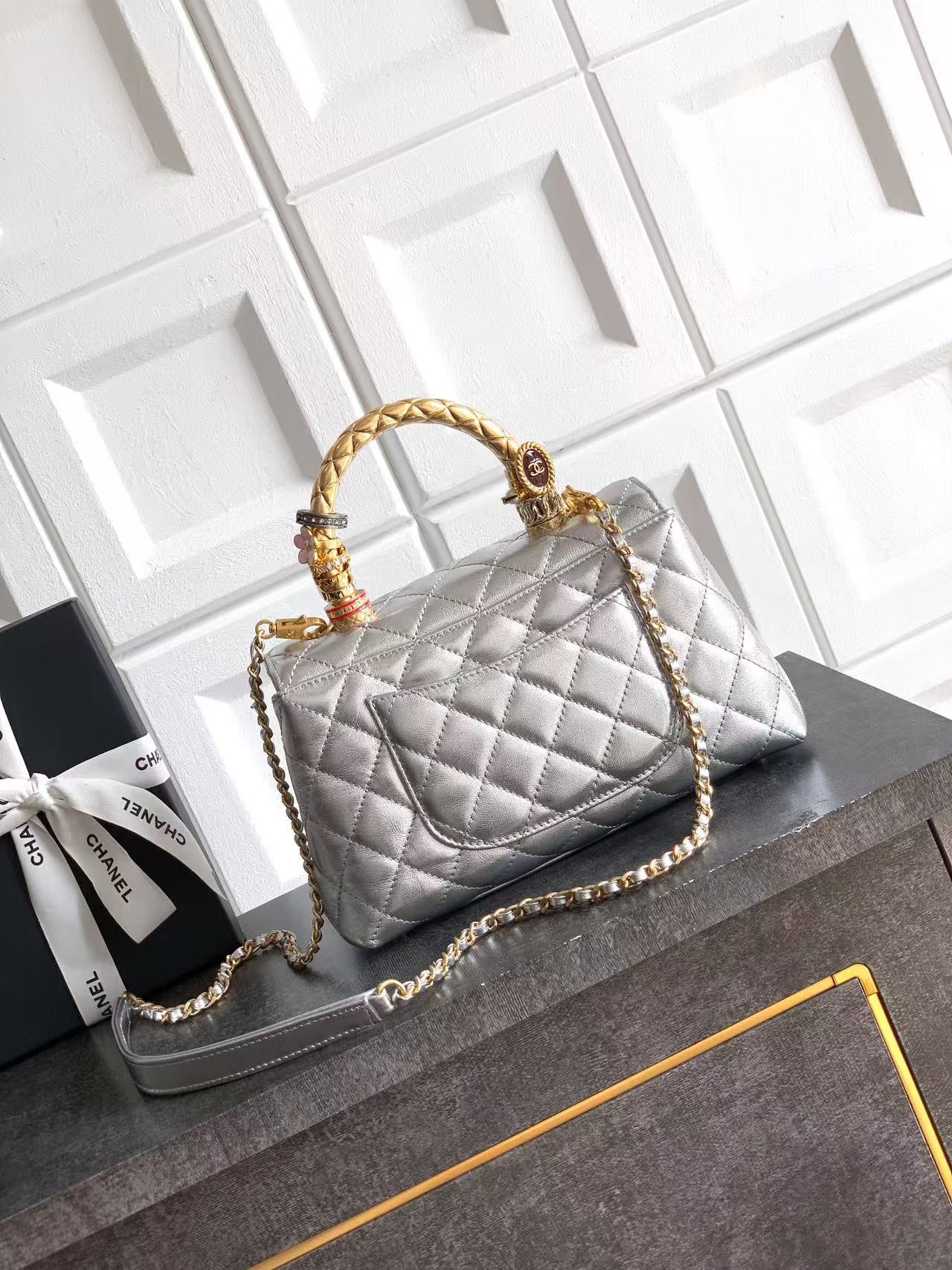 CHANEL 샤넬 금색 미니 링백 핸드백 체인백 가방 23cm