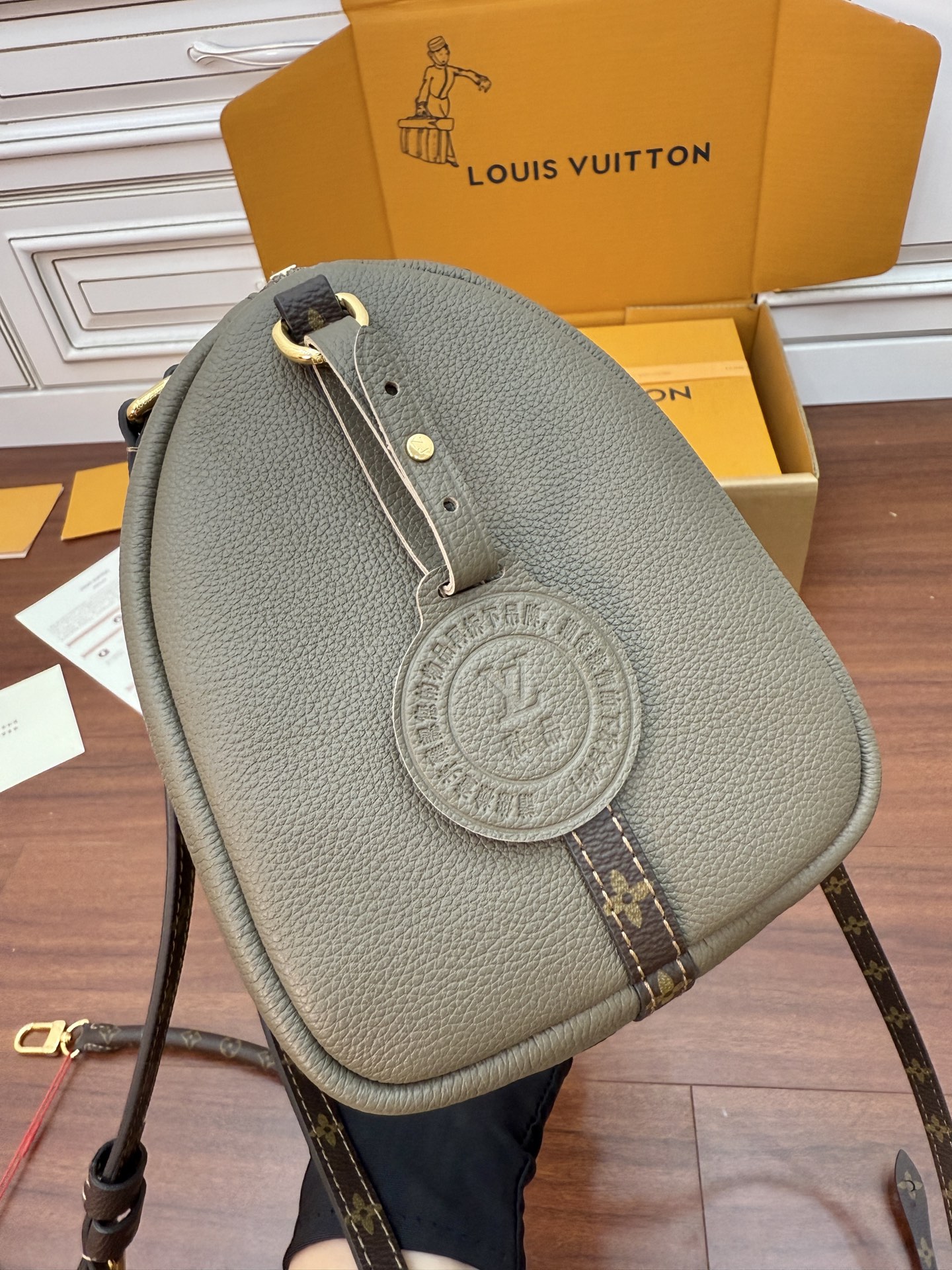 LOUIS VUITTON LV 루이비통 숄더백 핸드백 가방