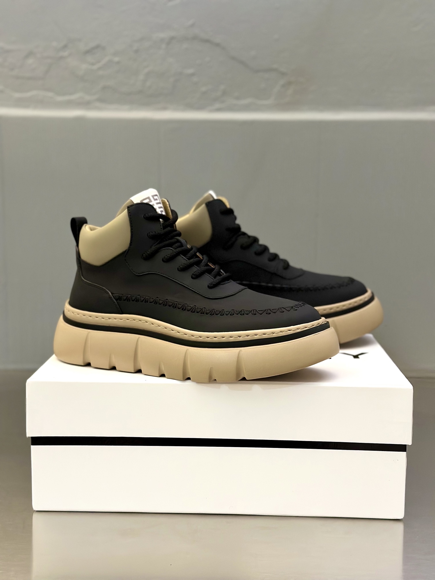 GIVENCHY 지방시 남성 두꺼운 키높이 운동화 워커 신발