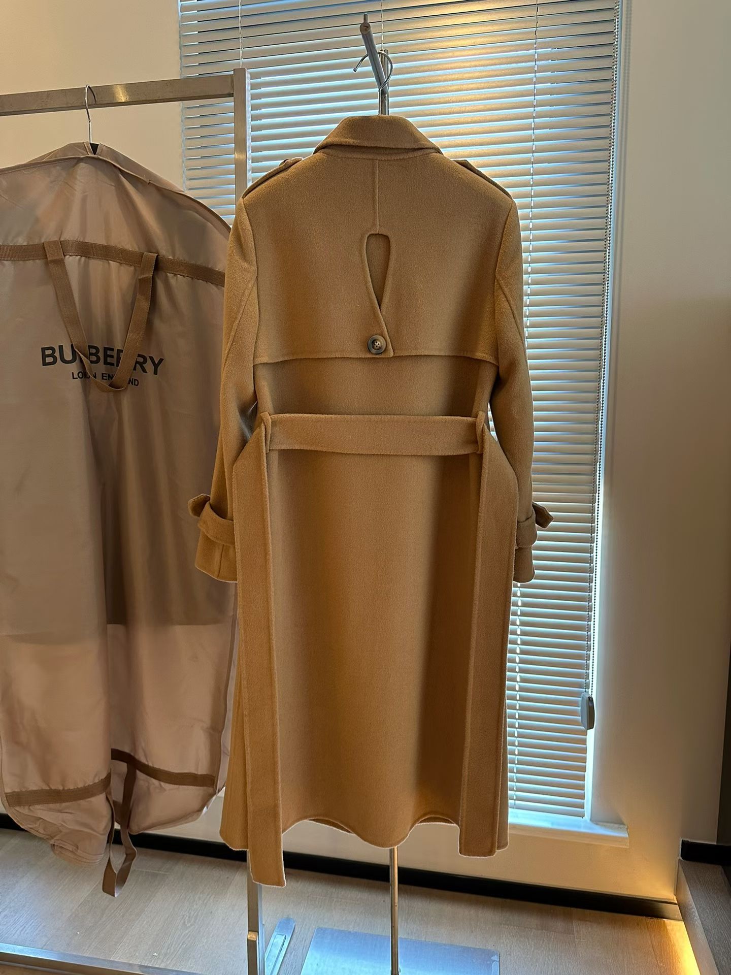 BURBERRY 버버리 캐시미어 트렌치 코트 의류