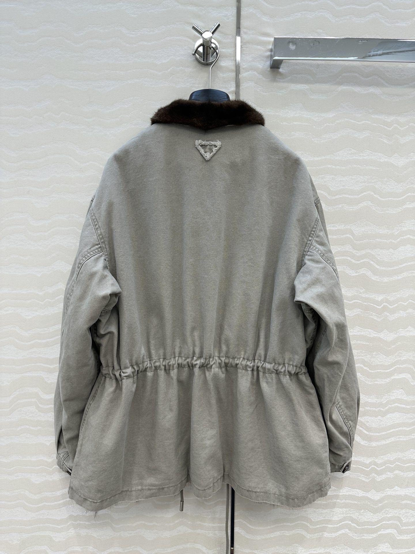 PRADA 프라다 패션 울프 캐시미어 믹스 파카 점퍼 자켓 의류