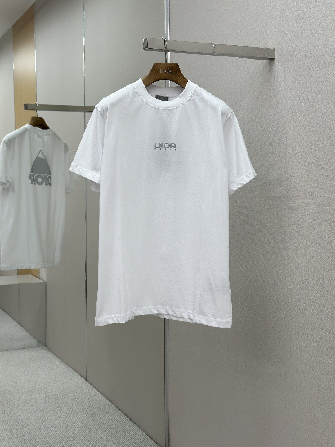 DIOR CD 디올 반사 로고 반팔 티셔츠 의류