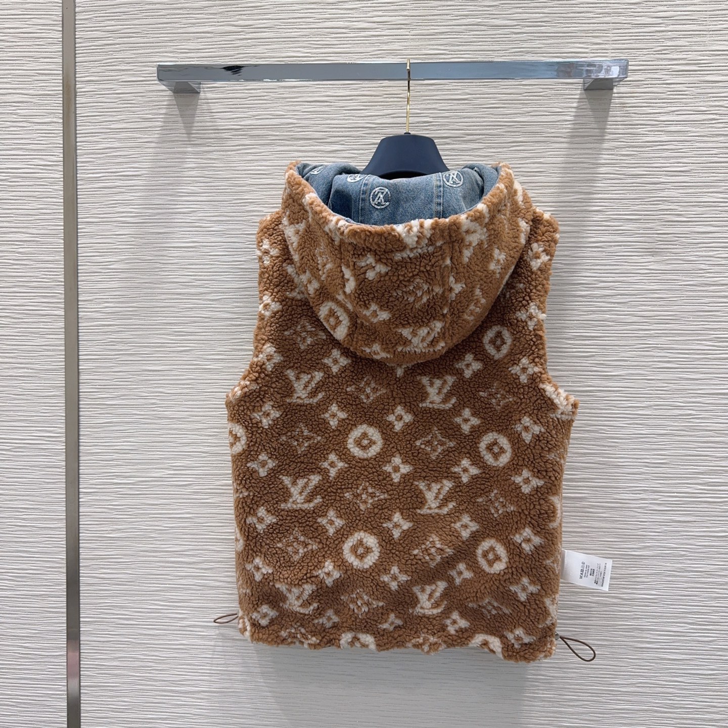 LOUIS VUITTON LV 루이비통 리버시블 후드 베스트 조끼 의류