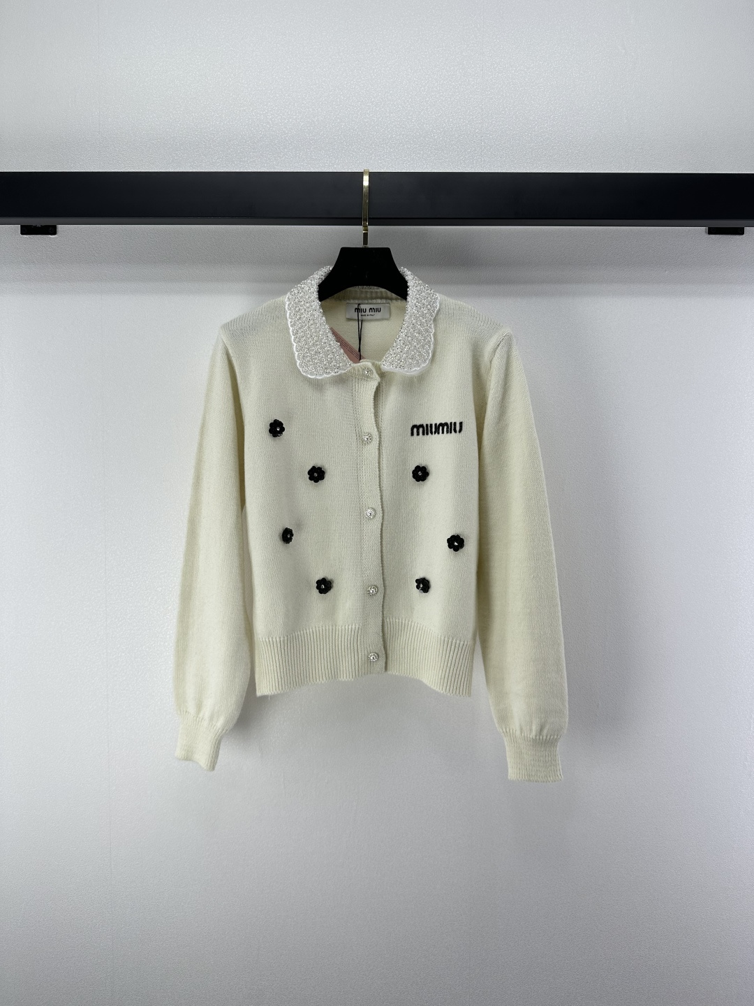 miumiu 미우미우 카라 진주 장식 니트 가디건 자켓 재킷 의류