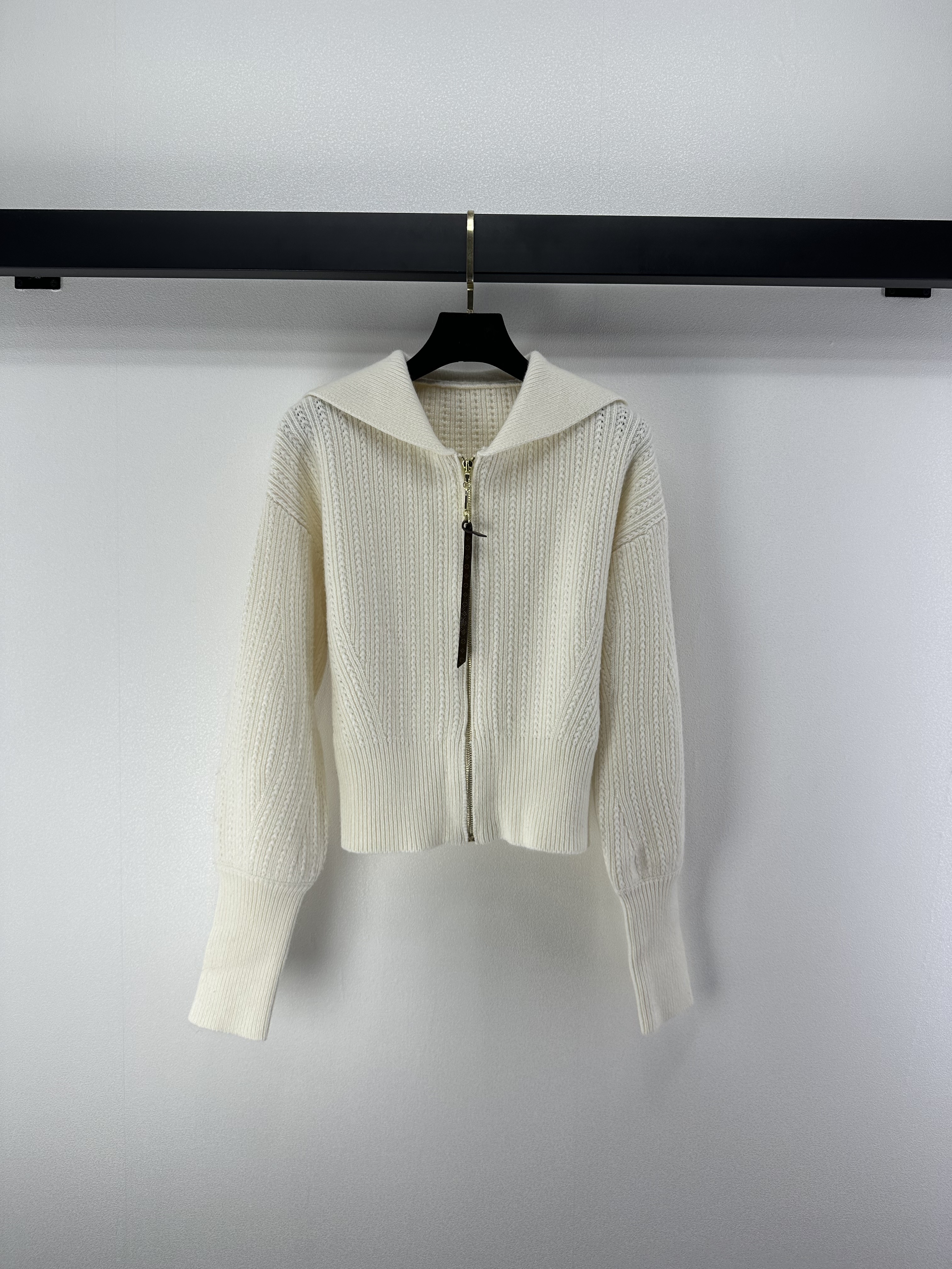 Louis Vuitton LV 루이비통 카라 지퍼 니트 아우터 자켓 재킷 의류