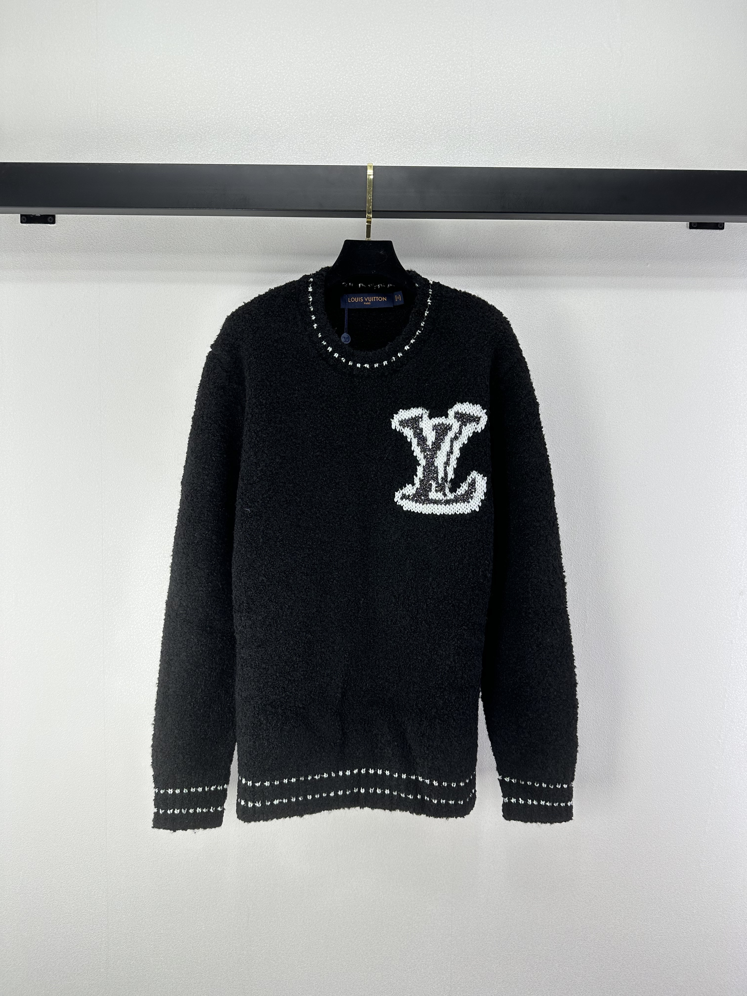 LV 루이비통 라운드넥 골드 실 양모 니트 긴팔 의류