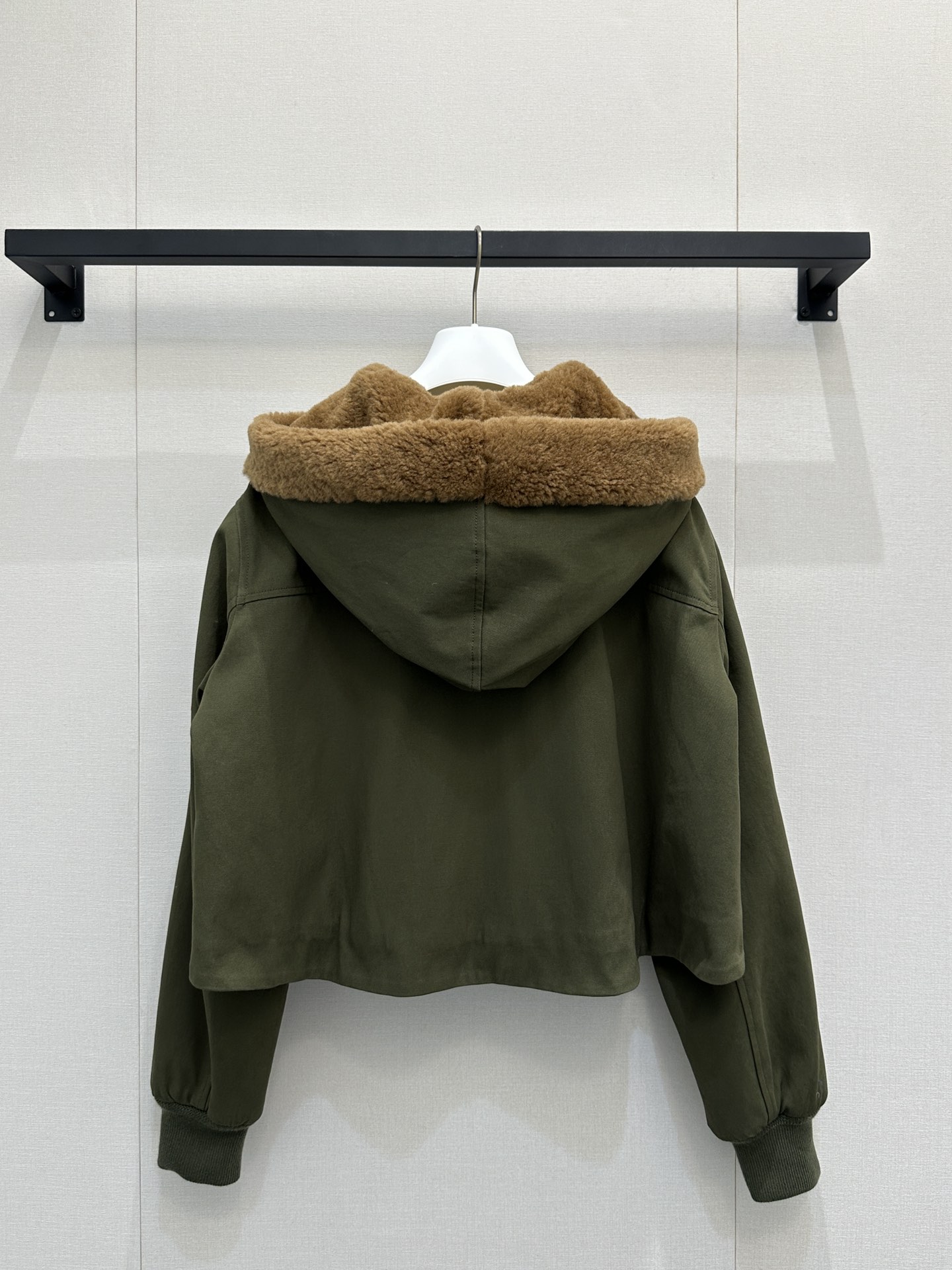 Loewe 로에베 후드 탈부착 가능한 집업+버튼 패딩 점퍼 자켓 의류