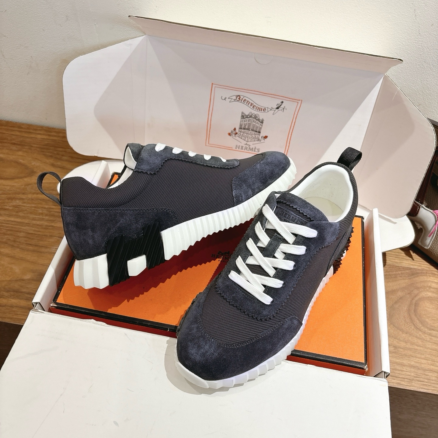 Hermes 에르메스 커플 시리즈 스니커즈 신발