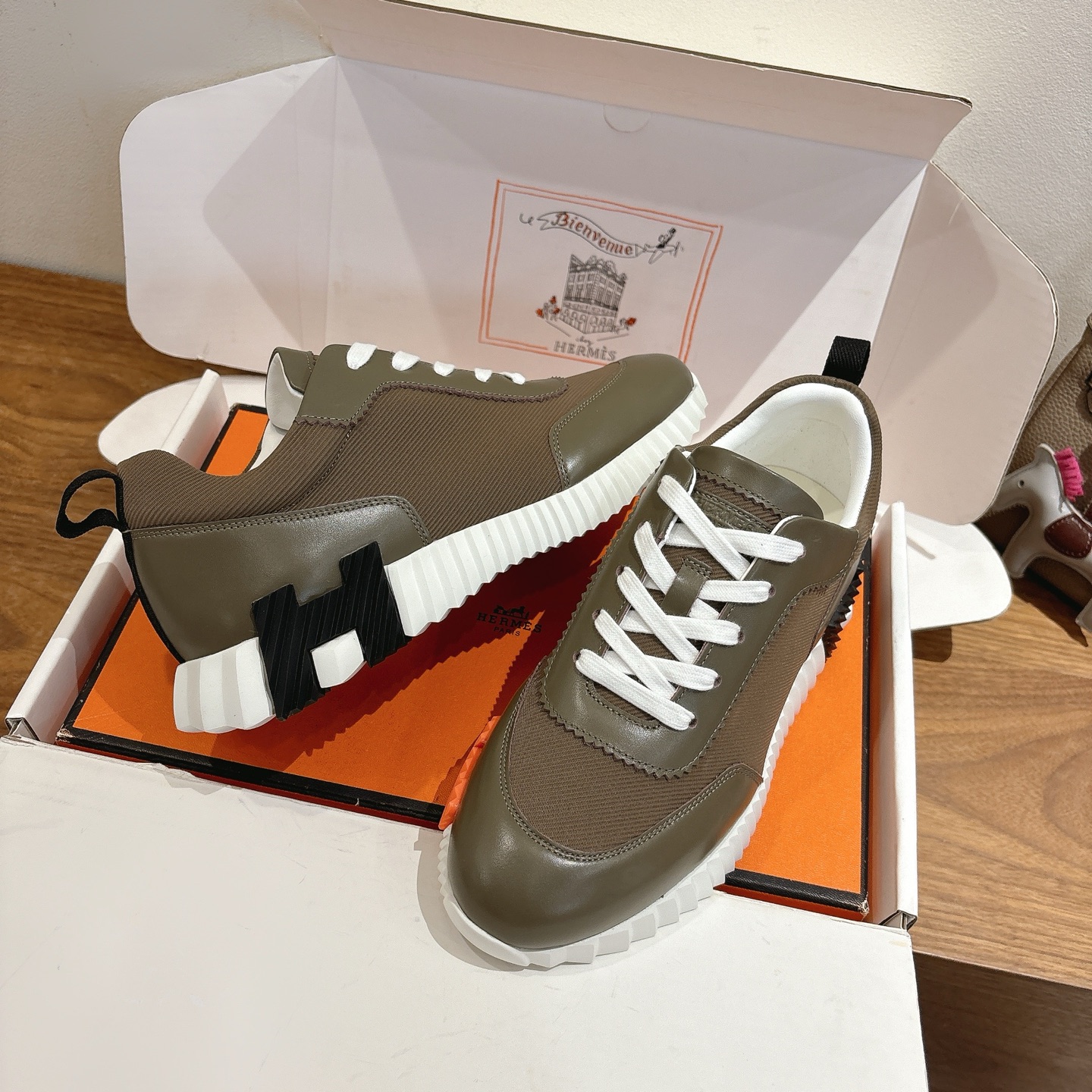 Hermes 에르메스 커플 시리즈 스니커즈 신발