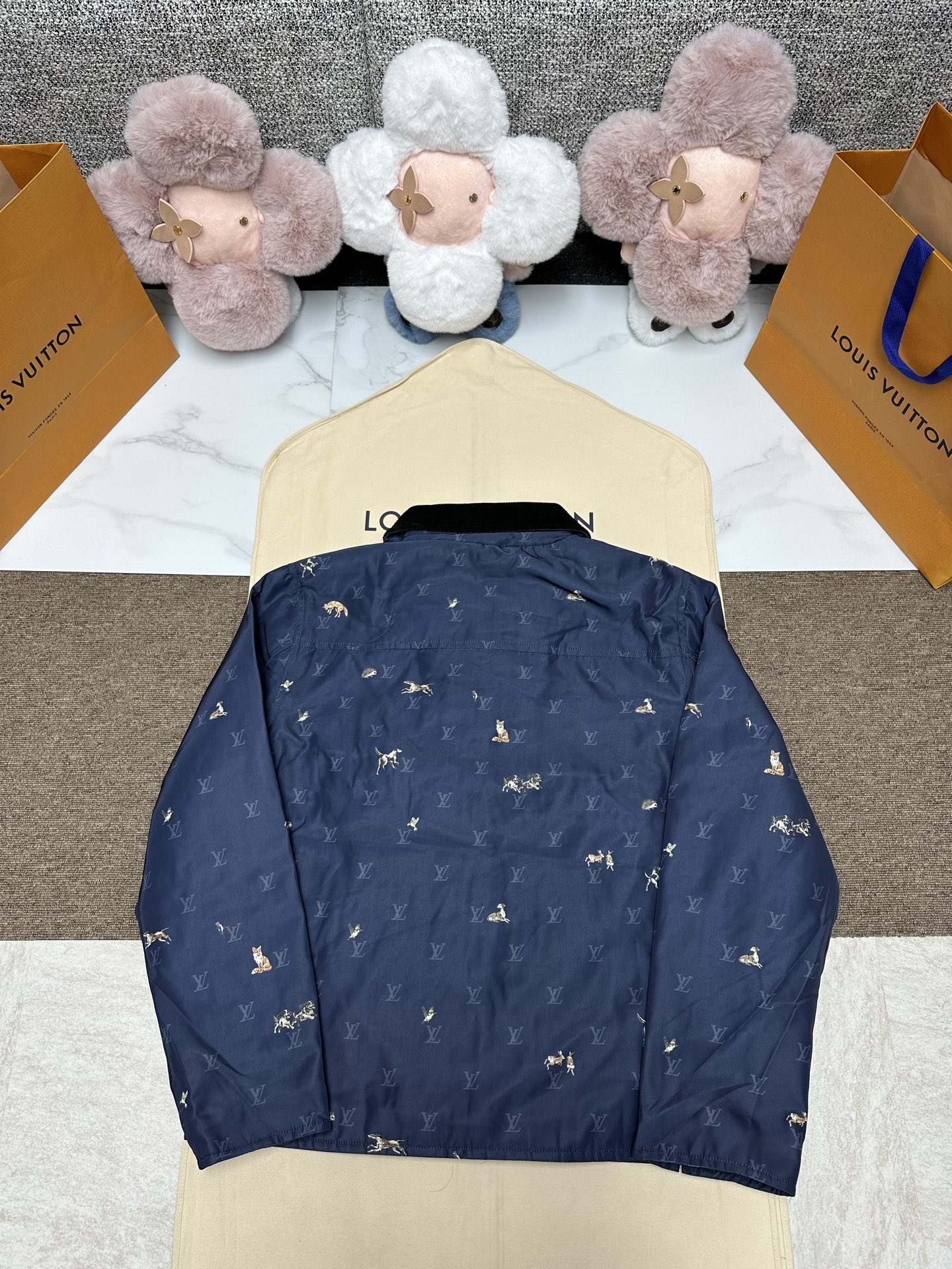 LV BLASON 루이비통 패딩 점퍼 자켓 재킷 의류