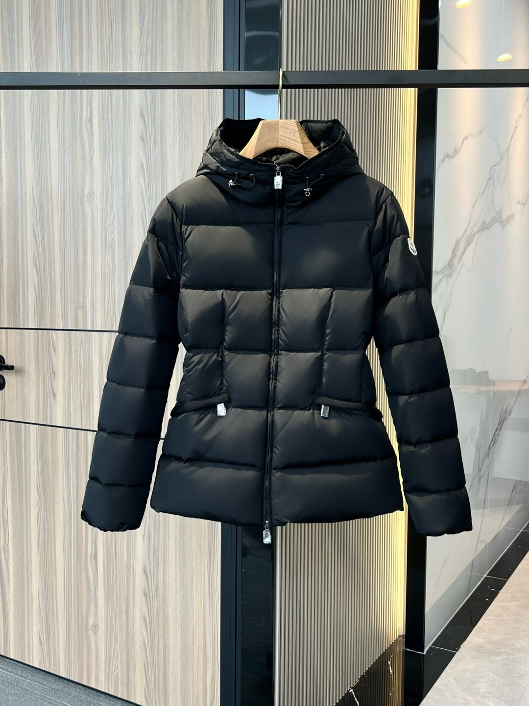 Moncler Avoce 몽클레어 몽클레르 여성 숏패딩 점퍼 의류