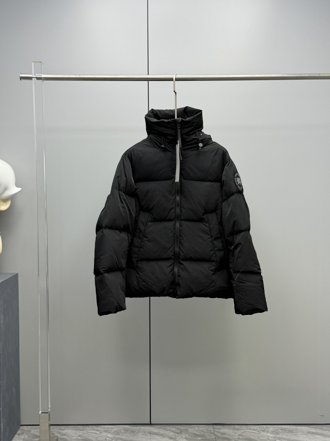 canada goose Crofton 캐나다구스 블랙라벨 후드 다운 점퍼 패딩 의류