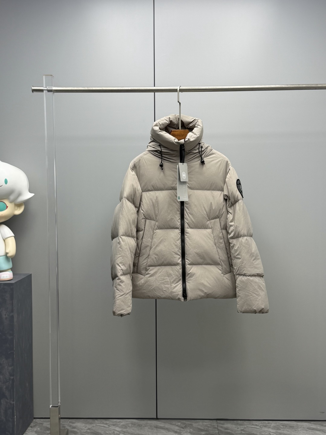 canada goose Crofton 캐나다구스 블랙라벨 후드 다운 점퍼 패딩 의류
