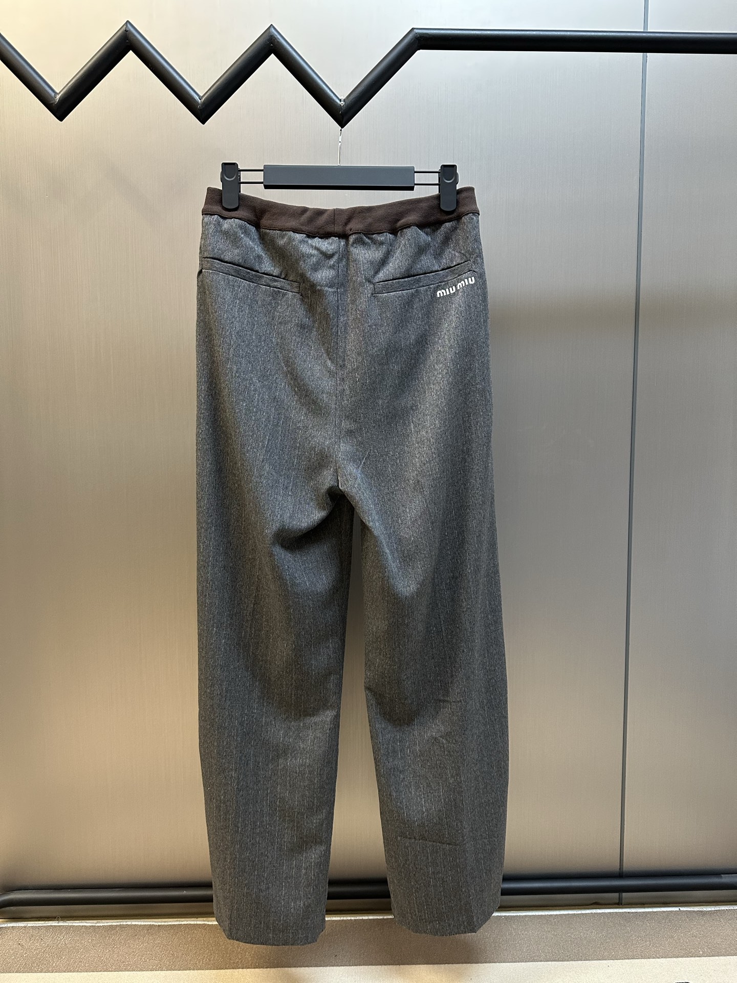 MIUMIU 미우미우 스트라이프 스트레이트 끈 팬츠 바지 의류