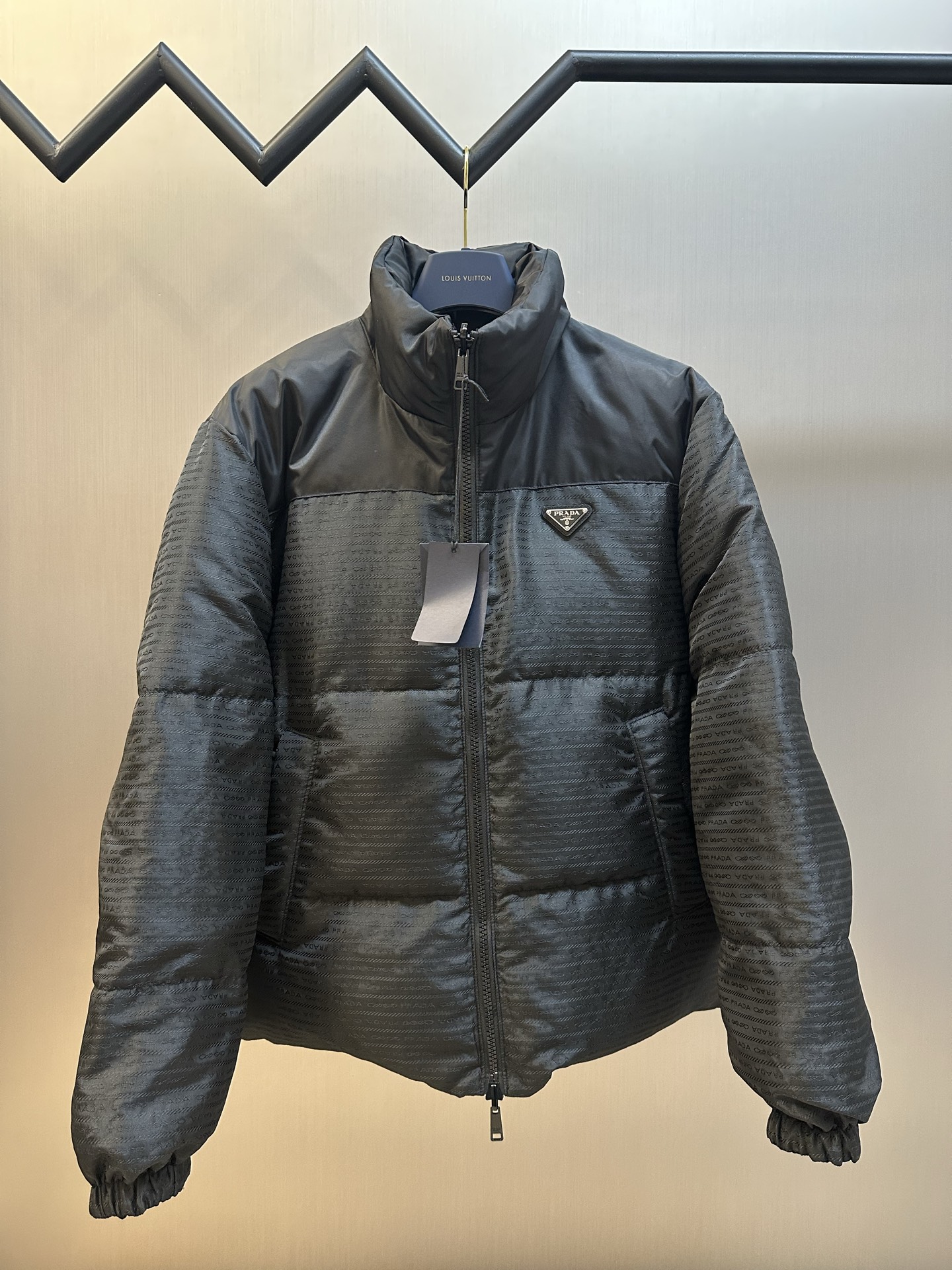 PRADA 프라다 양면 패딩 점퍼 의류