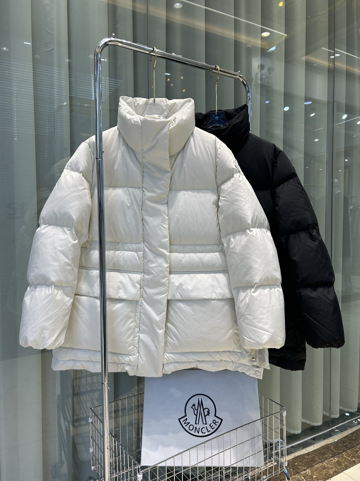 Moncler 몽클레어 몽클레르 패딩 점퍼 의류