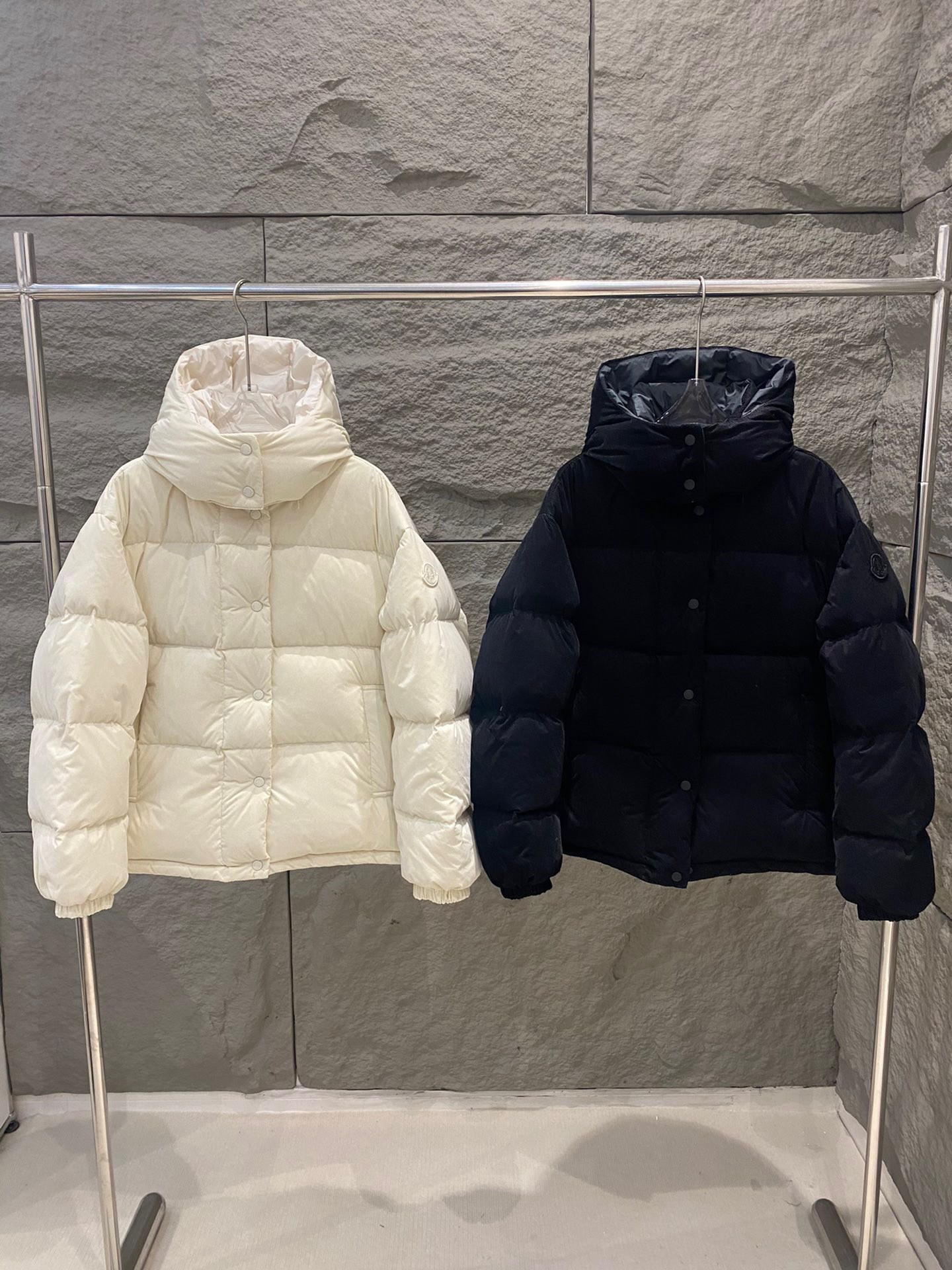 Moncler Ettore 몽클레어 몽클레르 여성 단기 플러시 다운 패딩 점퍼 자켓 의류