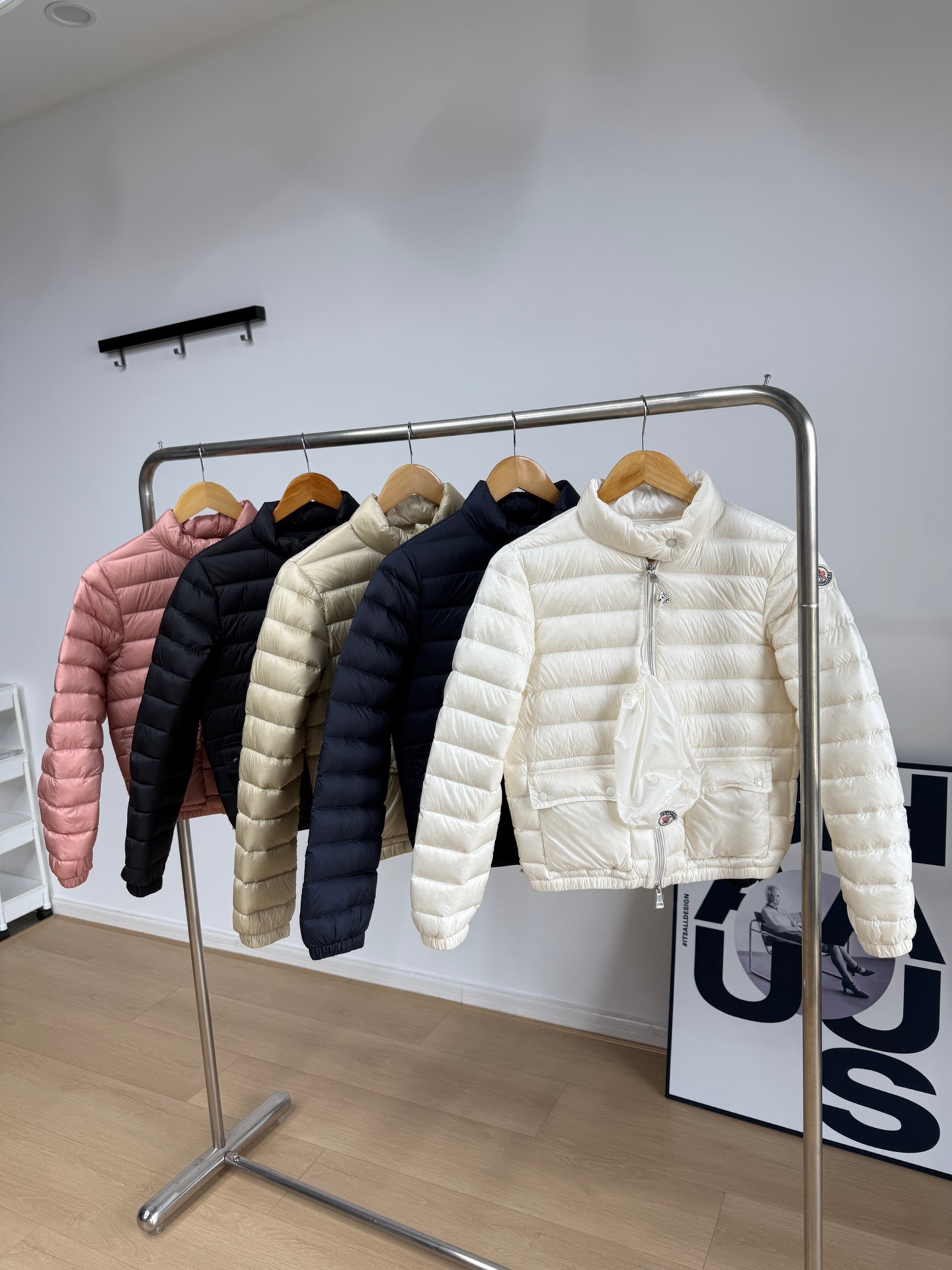 Moncler Lans 몽클레어 몽클레르 여성 경량 숏 패딩 점퍼 의류