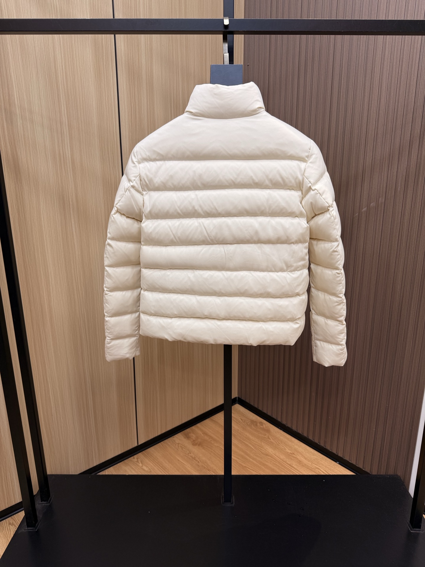 Moncler 몽클레어 몽클레르 다운 패딩 점퍼 자켓 의류