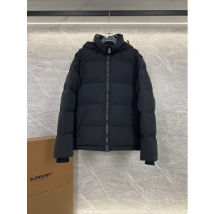 Burberry 버버리 탈부착 소매 2WAY 남녀공용 패딩 점퍼 의류