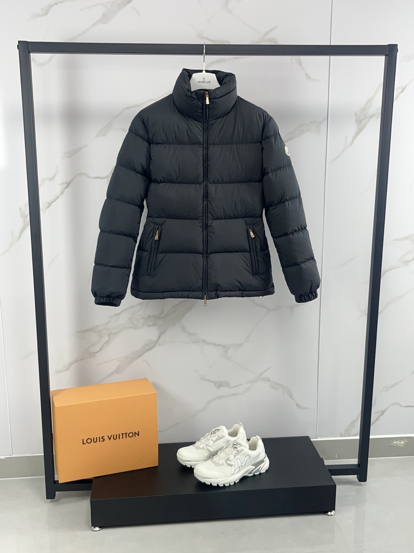 Moncler 몽클레르 몽클레어 Dourbe 시리즈 숏패딩 점퍼 의류
