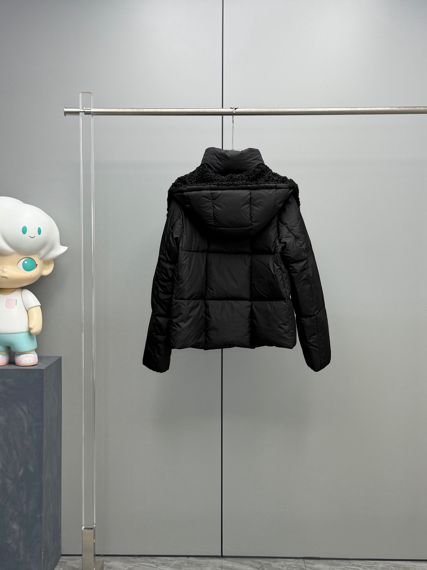 MONCLER Castelnou 몽클레어 몽클레르 배색 테디 후드 숏 패딩 점퍼 의류