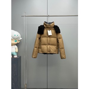 MONCLER Castelnou 몽클레어 몽클레르 배색 테디 후드 숏 패딩 점퍼 의류