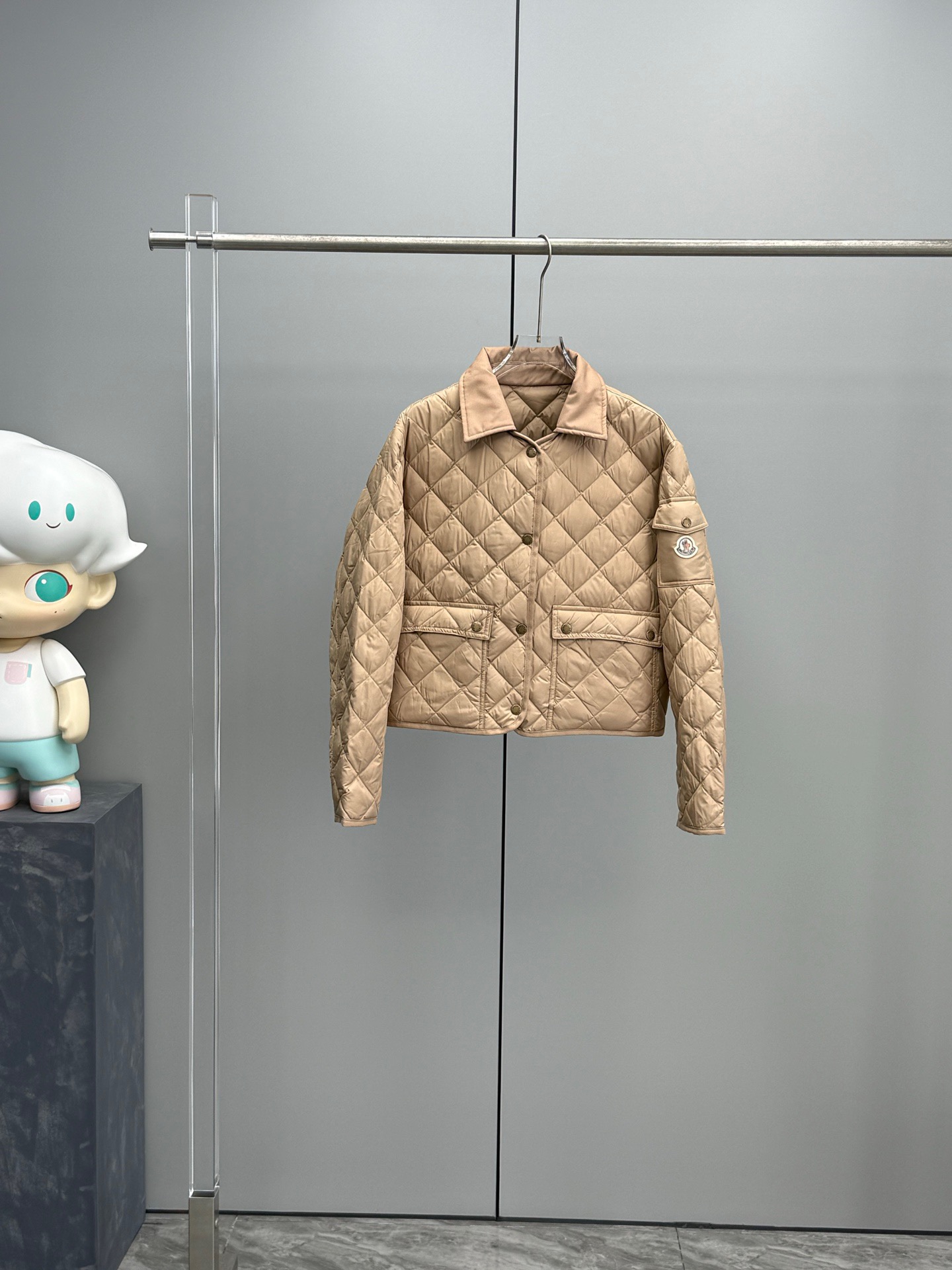 Moncler Chitre 몽클레어 몽클레르 여성 셔츠형 다이아몬드 퀼팅 패딩 점퍼 의류