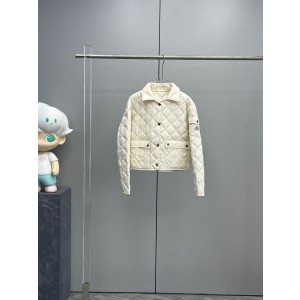 Moncler Chitre 몽클레어 몽클레르 여성 셔츠형 다이아몬드 퀼팅 패딩 점퍼 의류