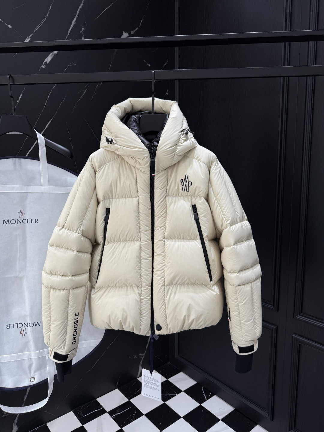 Moncler 몽클레어 몽클레르 패딩 점퍼 의류