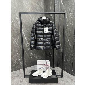 Moncler Barante 몽클레어 몽클레르 여성용 숏 패딩 점퍼 의류